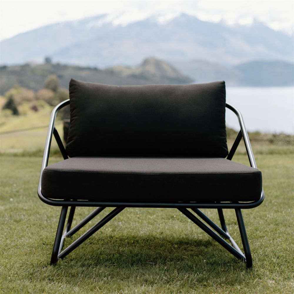 Black Outdoor Armchair Close up Major and Minor Hire Wanaka Wedding Hire Queenstown