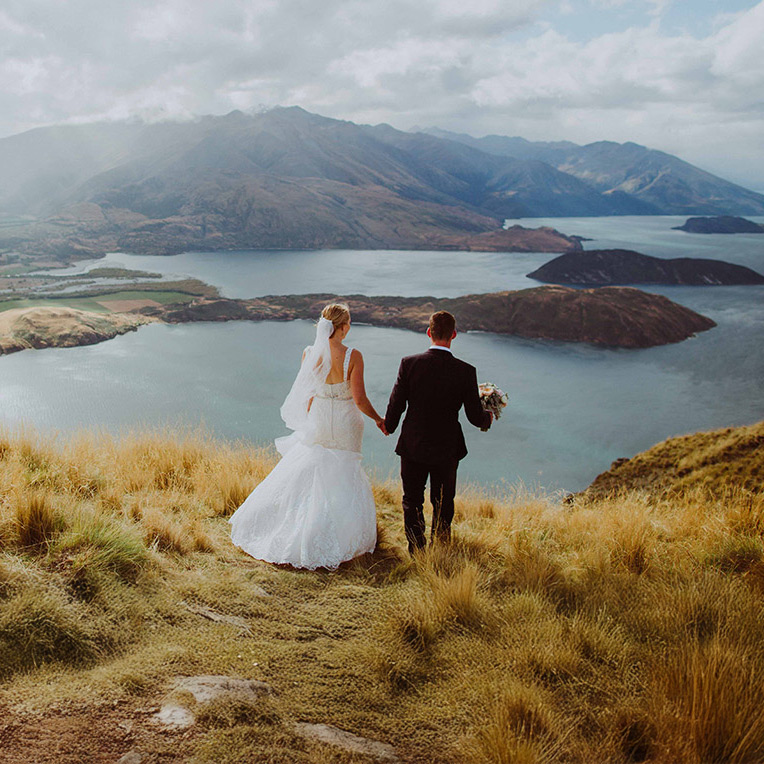 About Us - Wanaka Wedding Furniture Hire & Wedding Planning - Major & Minor
