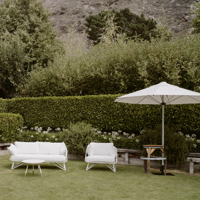 About Us - Wanaka Wedding Planning - Aubury & Sophie - Major & Minor